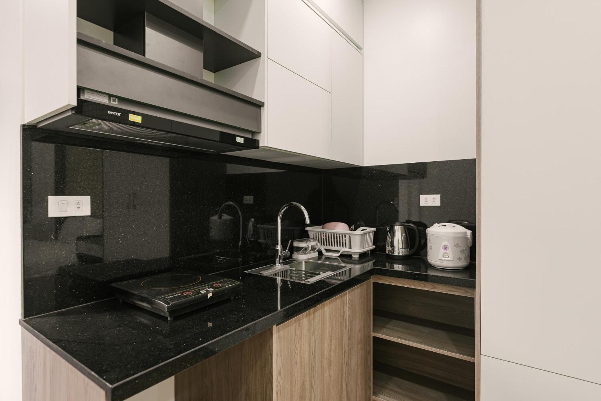 Delapong Hotel And Apartment Ha Noi Hanoi Exterior foto