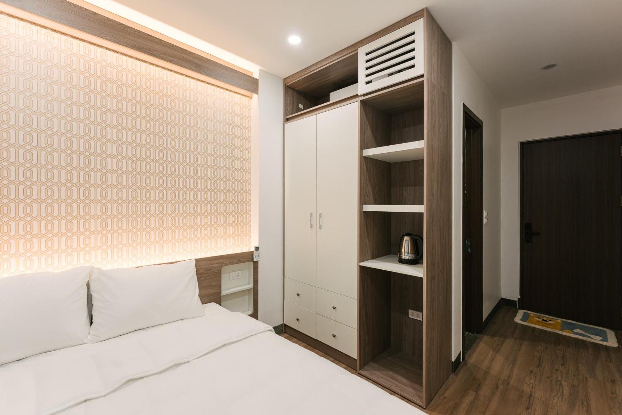 Delapong Hotel And Apartment Ha Noi Hanoi Exterior foto